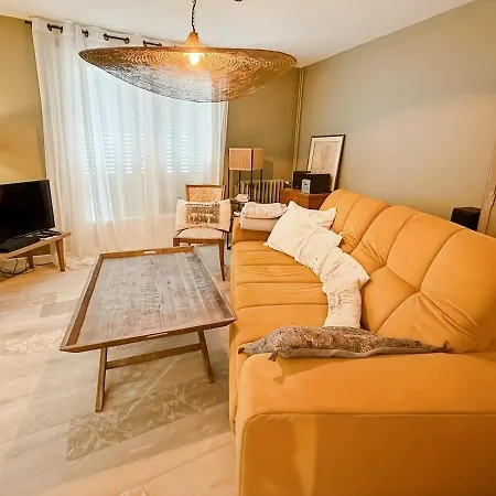 95 M2, Aurillac, Parking, Wifi, 5 Pers Apartamento *