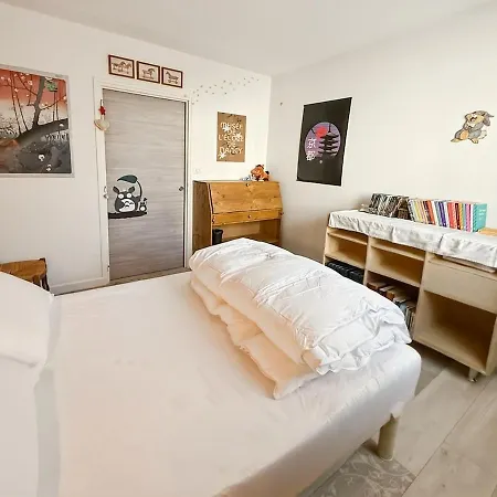 95 M2, Aurillac, Parking, Wifi, 5 Pers Apartman