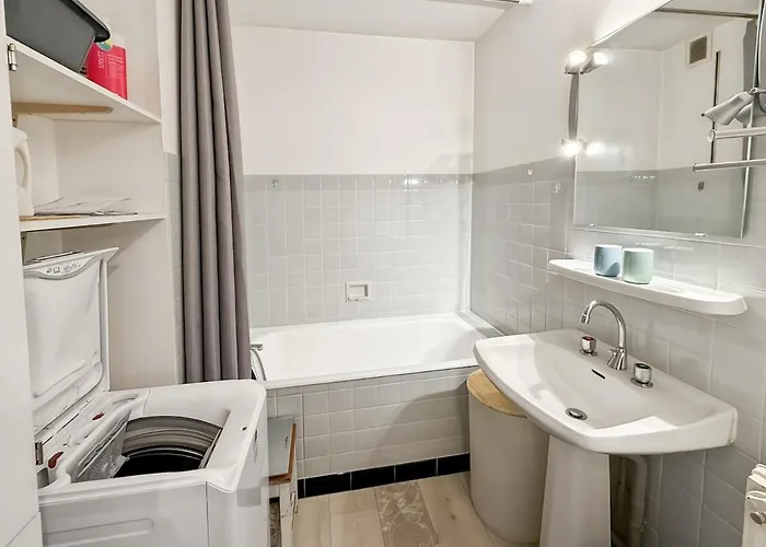 95 M2, Aurillac, Parking, Wifi, 5 Pers Apartamento *