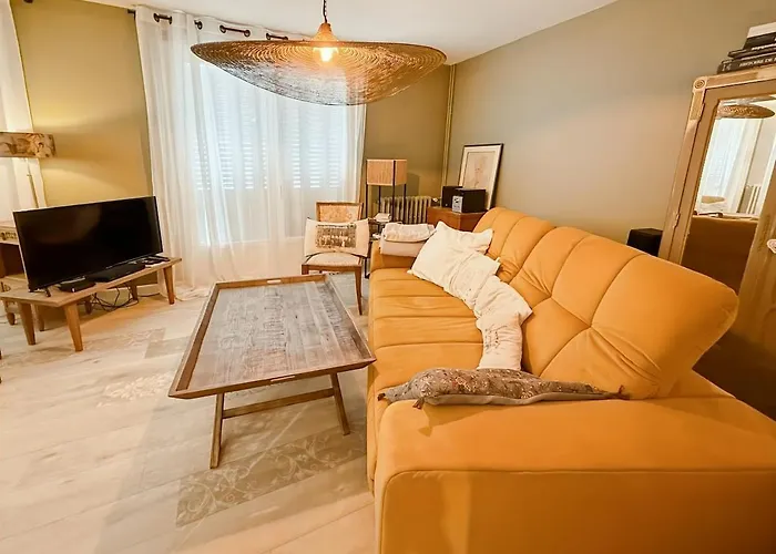 95 M2, Aurillac, Parking, Wifi, 5 Pers Apartamento *