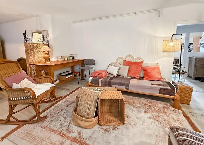 Apartamento 95 M2, Aurillac, Parking, Wifi, 5 Pers *