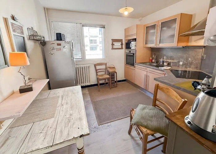 95 M2, Aurillac, Parking, Wifi, 5 Pers Apartamento *